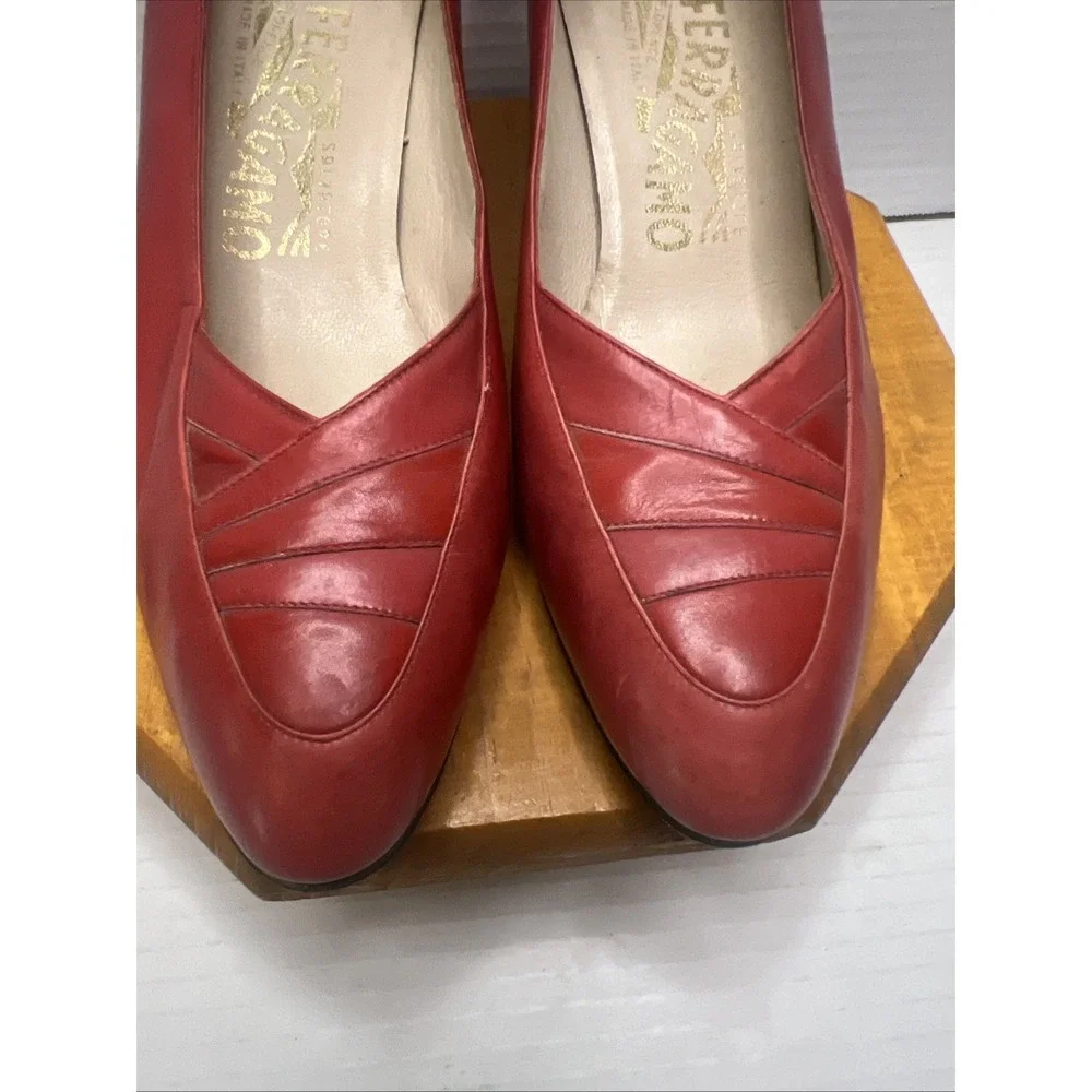 Vintage Salvatore‎ Ferragamo Red Leather Pumps Women's 7B EU 36 Italy